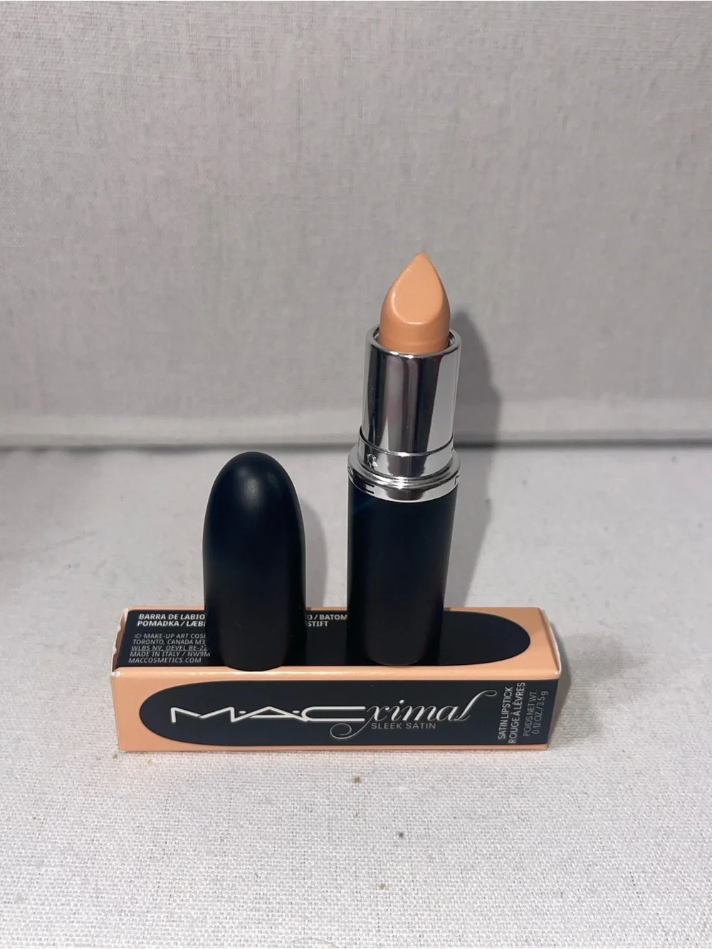 MAC Macximal sleek satin lipstick - Creme d’nude